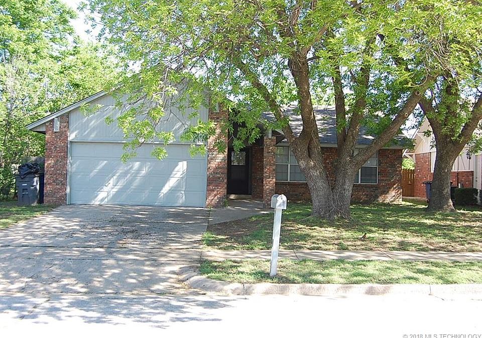 1st image of 13211 E 30th Pl
