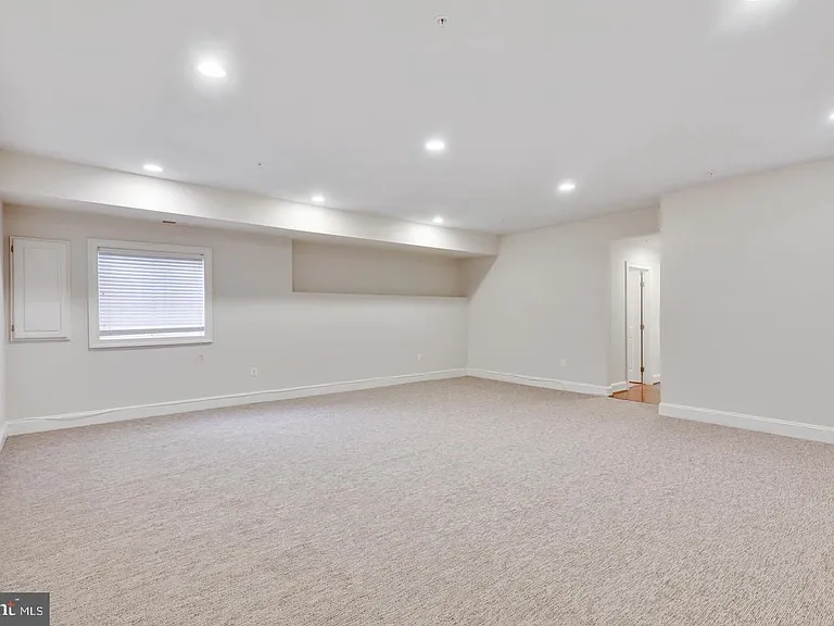 7307 Trappe St — Photo 9