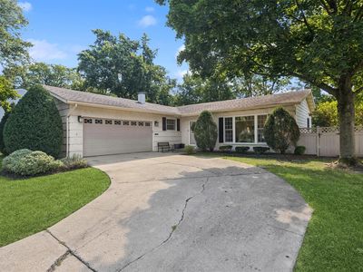 1260 Windsor Dr, Wheaton, IL, 60189