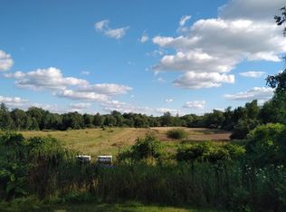 2241 N Crystal Rd, Vestaburg, MI 48891