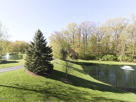3rd image of 2461 Hunters Pond