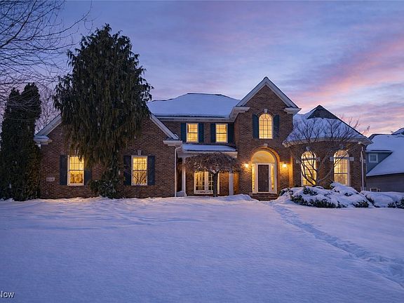 3rd image of 8366 Greenock Dr NW