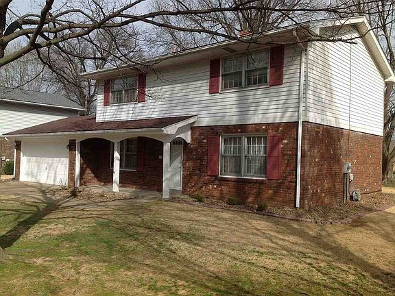 2nd image of 2303 Saratoga Dr