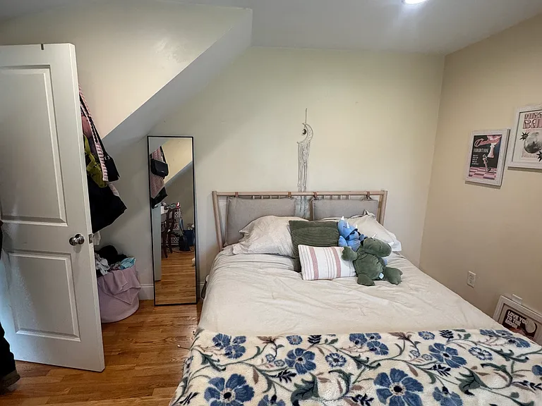 25 Lothrop St #1 — Photo 13