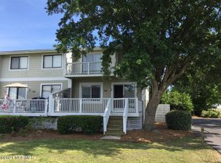 126 Captains Ct, Wrightsville Beach, NC 28480