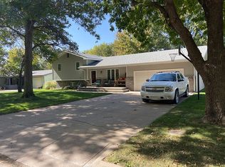 573 Parkway Ave, Pratt, KS 67124