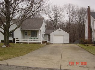 1752 Overlook Ave, Youngstown, OH 44509