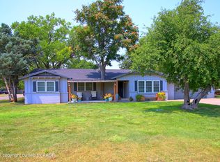 1818 S Eton St, Perryton, TX 79070