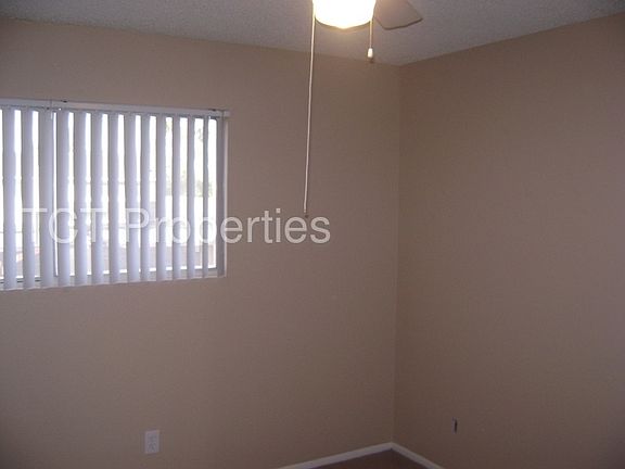 5th image of 950 S Valencia Unit 7