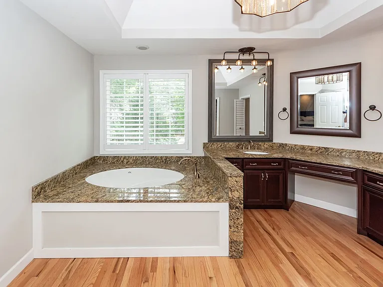 2105 Williams Veneer Ct — Photo 61