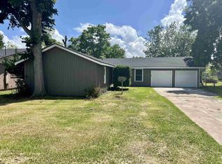 5535 Main Ave, Groves, TX 77619