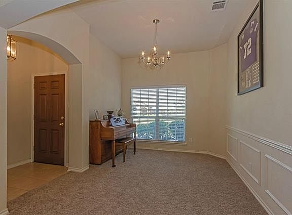 4th image of 1208 Arthurs Ct