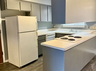 3109 S Harlem Ave APT 2B, Berwyn, IL 60402