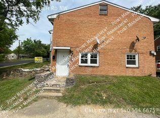 3878 Woodleigh Rd NW, Roanoke, VA 24017