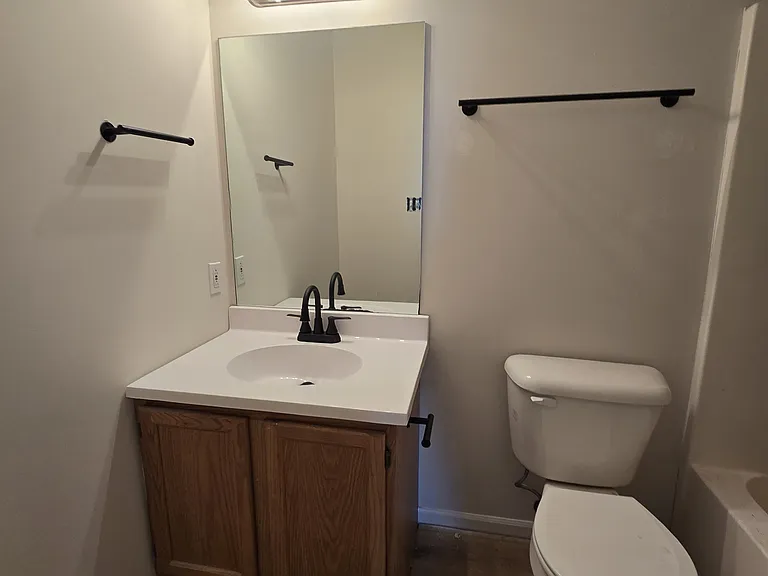 303 Dorothy Dean Dr — Photo 11