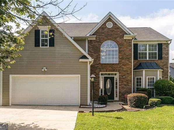 2251 Fall Creek Lndg, Loganville, GA 30052