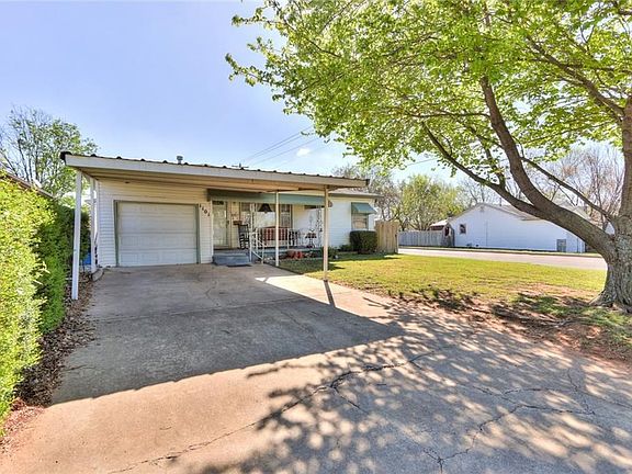 3rd image of 1101 N McKinley Ave