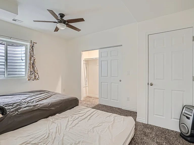 10748 Worthington Cir — Photo 17