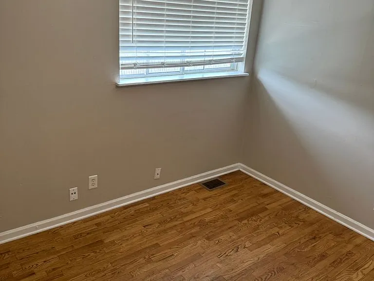 East University Apartments — Photo 14