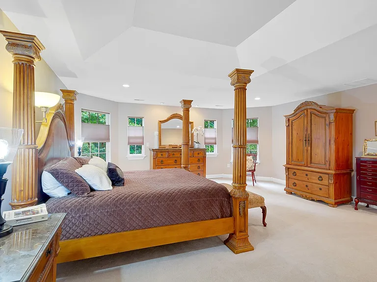 43 Deer Haven Dr — Photo 12