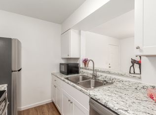 1346 E Mountain View Rd APT 204, Phoenix, AZ 85020