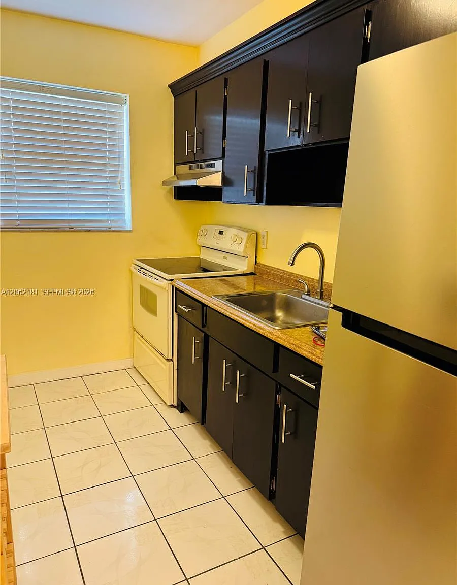 Davie Area — Photo 2