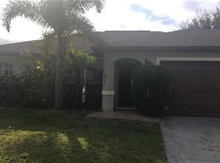 1400 NE 17th Pl, Cape Coral, FL 33909