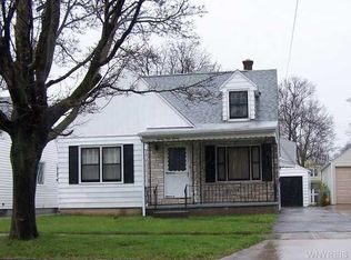 2920 Porter Rd, Niagara Falls, NY 14305