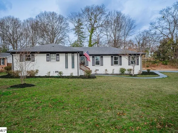 11 Confederate Cir, Taylors, SC 29687