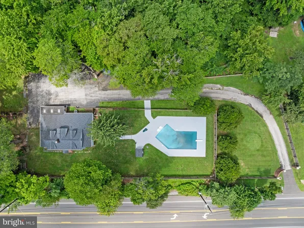7301 Woodyard Rd, Upper Marlboro, MD 20772