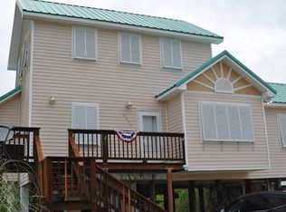 5050 Nevada St, Bay St Louis, MS 39520