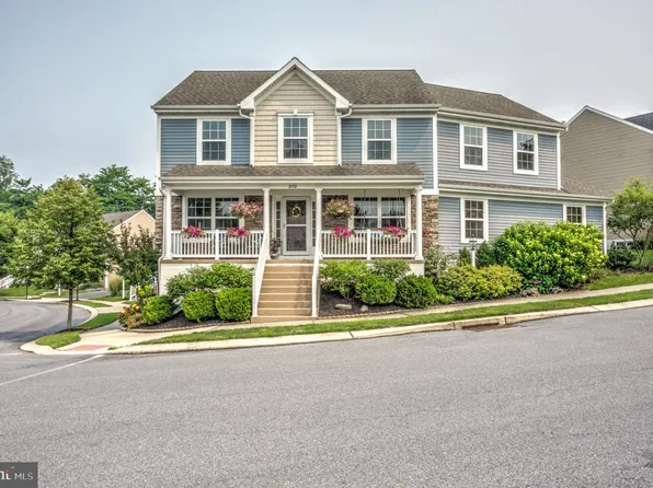 270 Cool Creek Way, Lancaster, PA 17602