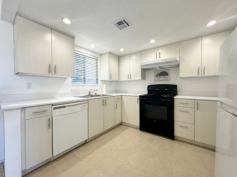 1st image of 37043 Bankside Dr APT 2