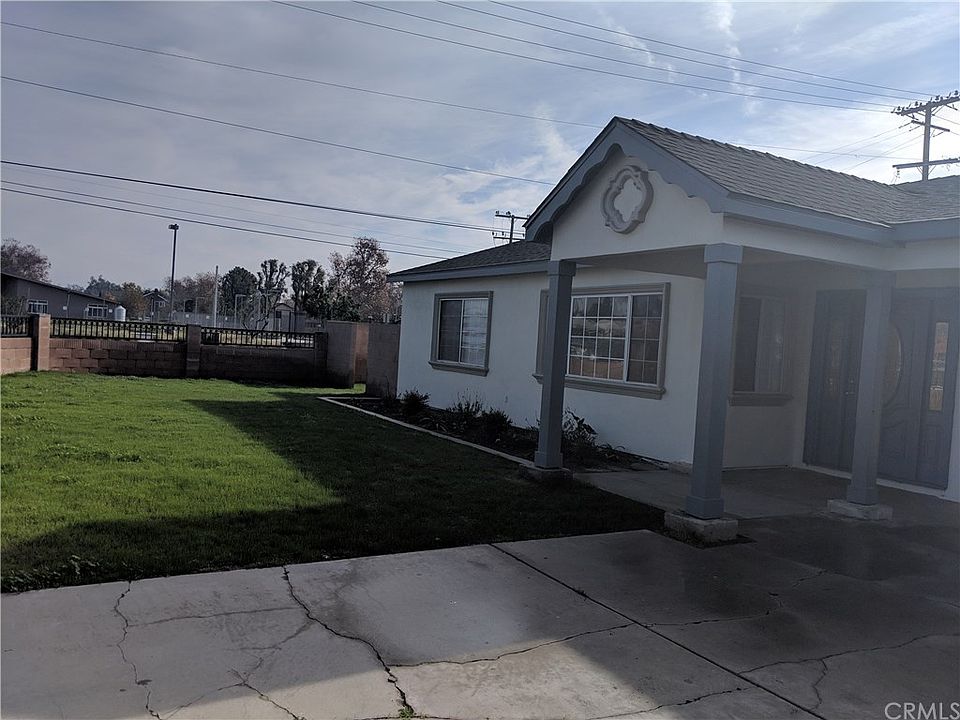 1st image of 2502 Strawberry Ln