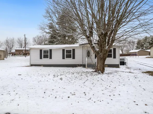 96 Watts St, West Union, OH 45693