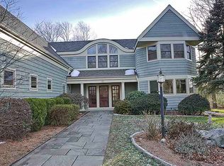 10 Alfred Drown Rd, Barrington, RI 02806