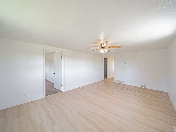 5th image of 1170 1/2 Alameda Ave