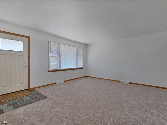 4th image of 4576 Alderwood Dr