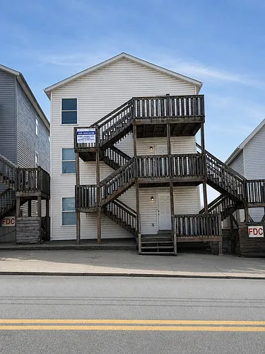 334 Willey St Photo 1