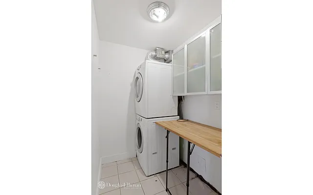 Rented by Douglas Elliman | media 23