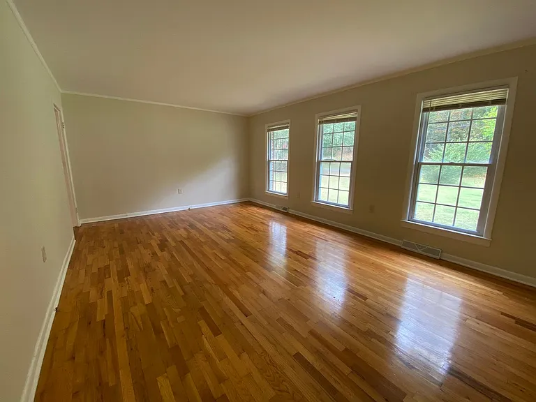 122 Keown Rd SE — Photo 9