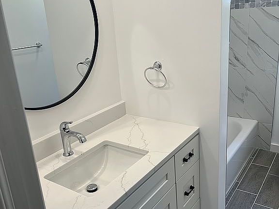 1st Floor Main Bath