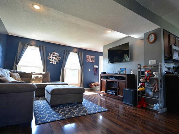 5th image of 1740 Galleon Blvd