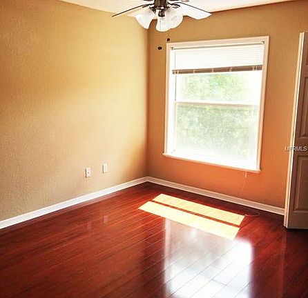 4th image of 8915 Latrec Ave #2303