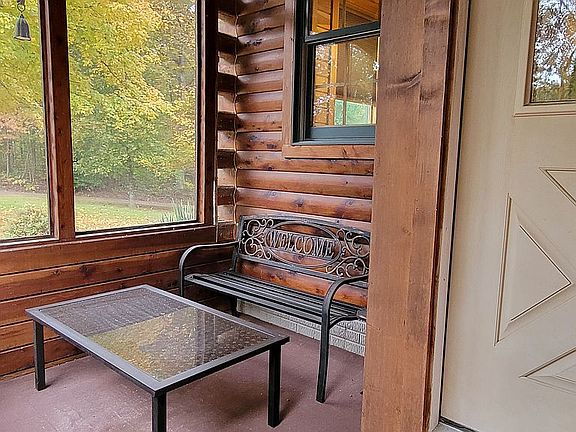 4th image of 2400 Lake Ln