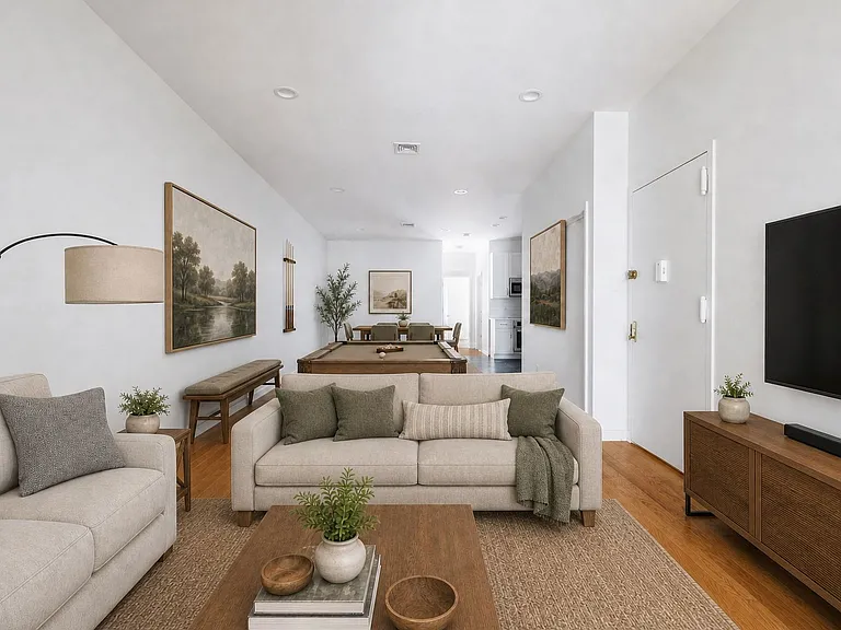 221 E 59th St #2 — Photo 4