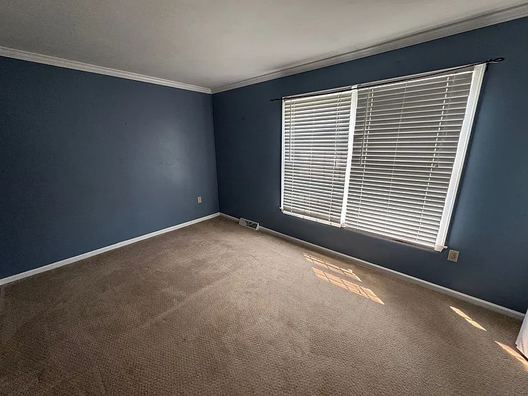 102 Ravenwood Pl — Photo 31
