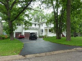 1126 Springfield Ave, Deerfield, IL 60015