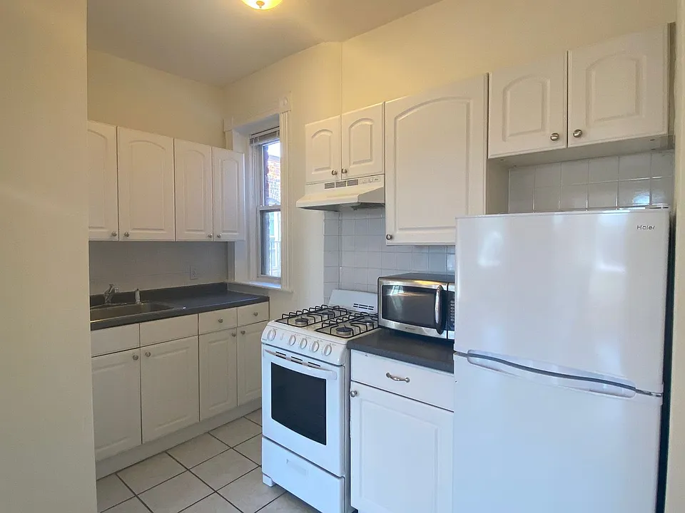 1292 Commonwealth Ave #3D