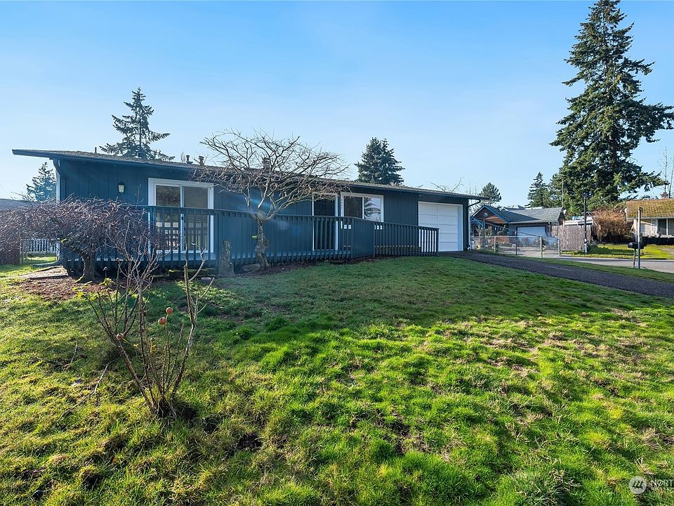 1st image of 2407 Canyon Lands Court